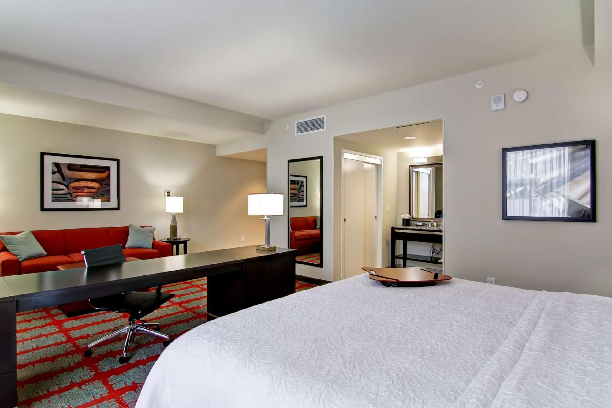Hampton Inn And Suites Cincinnati - Downtown מראה חיצוני תמונה